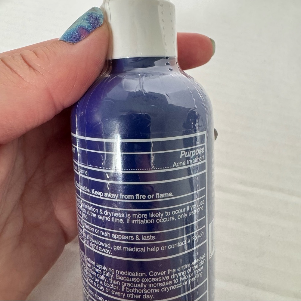 New Megababe Chest-o Presto Clarifying Body Acne Mist 3.8 oz Salicylic Acid - Picture 9 of 16